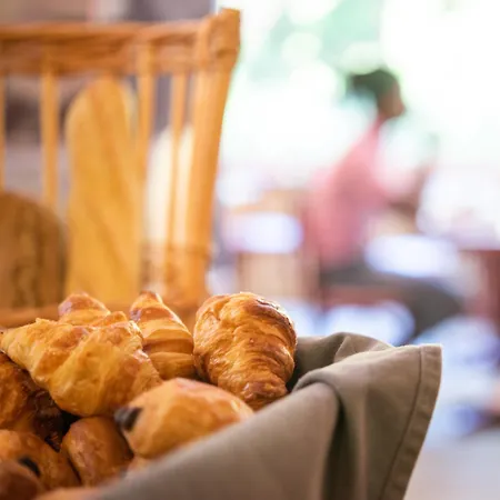Hotel Des Bains Aix-les-Bains